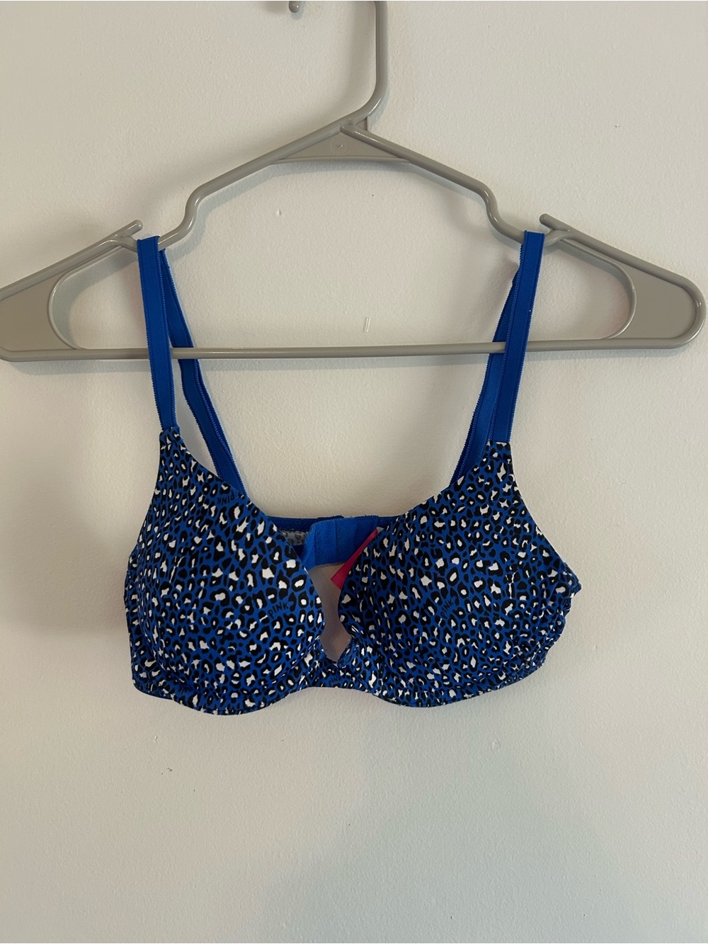 Victoria's Secret Blue Leopard Print Underwire Bra